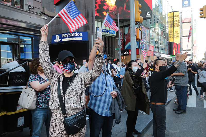 Biden Victory Rally : Times Square : New York :  Events : Photo Projects :  Richard Moore Photography : Photographer : 